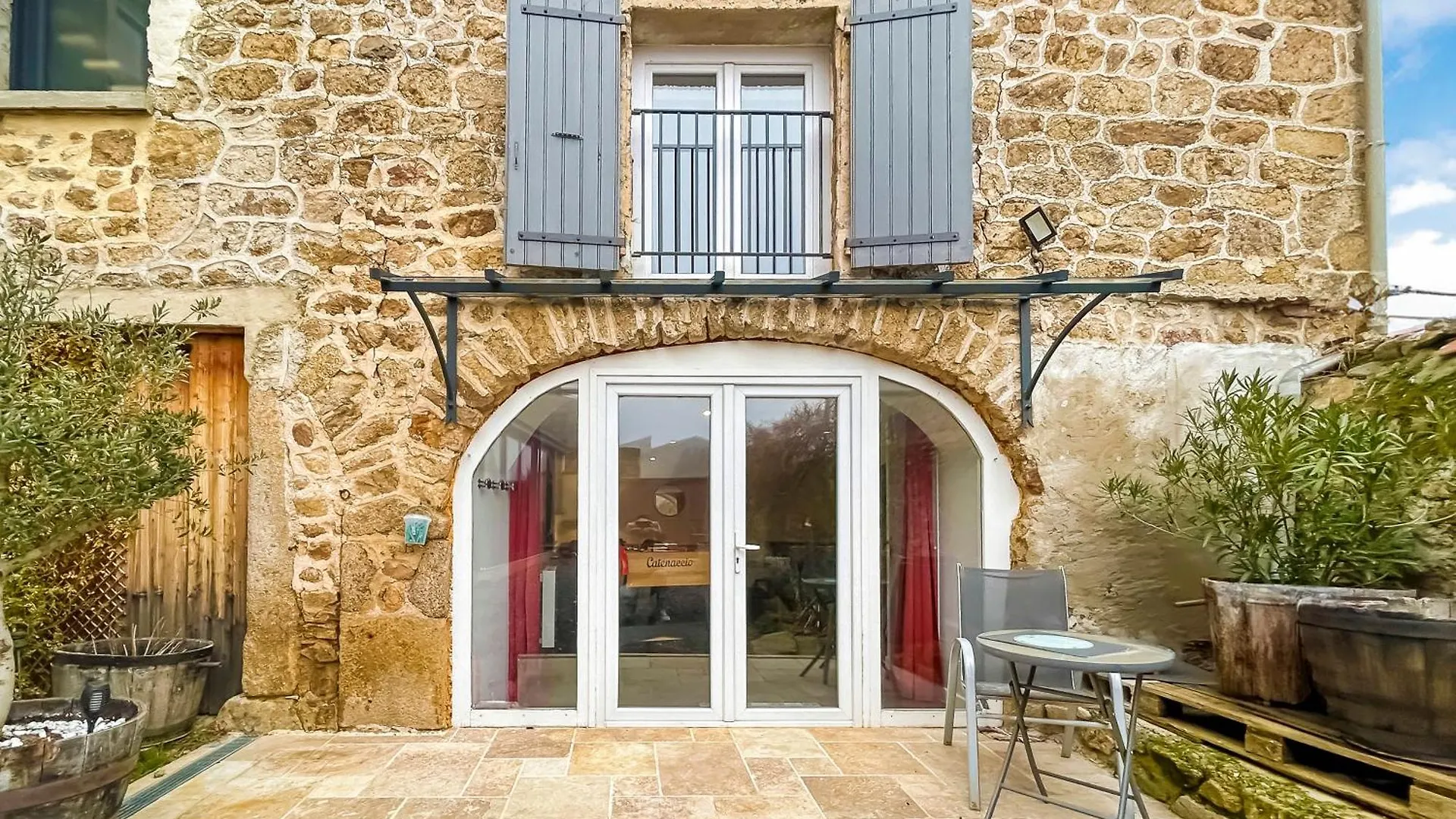 Holiday home Gite Parc Naturel Regional Du Pilat Veranne